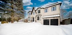 19 Parker Avenue, Richmond Hill, On L4e 2x3