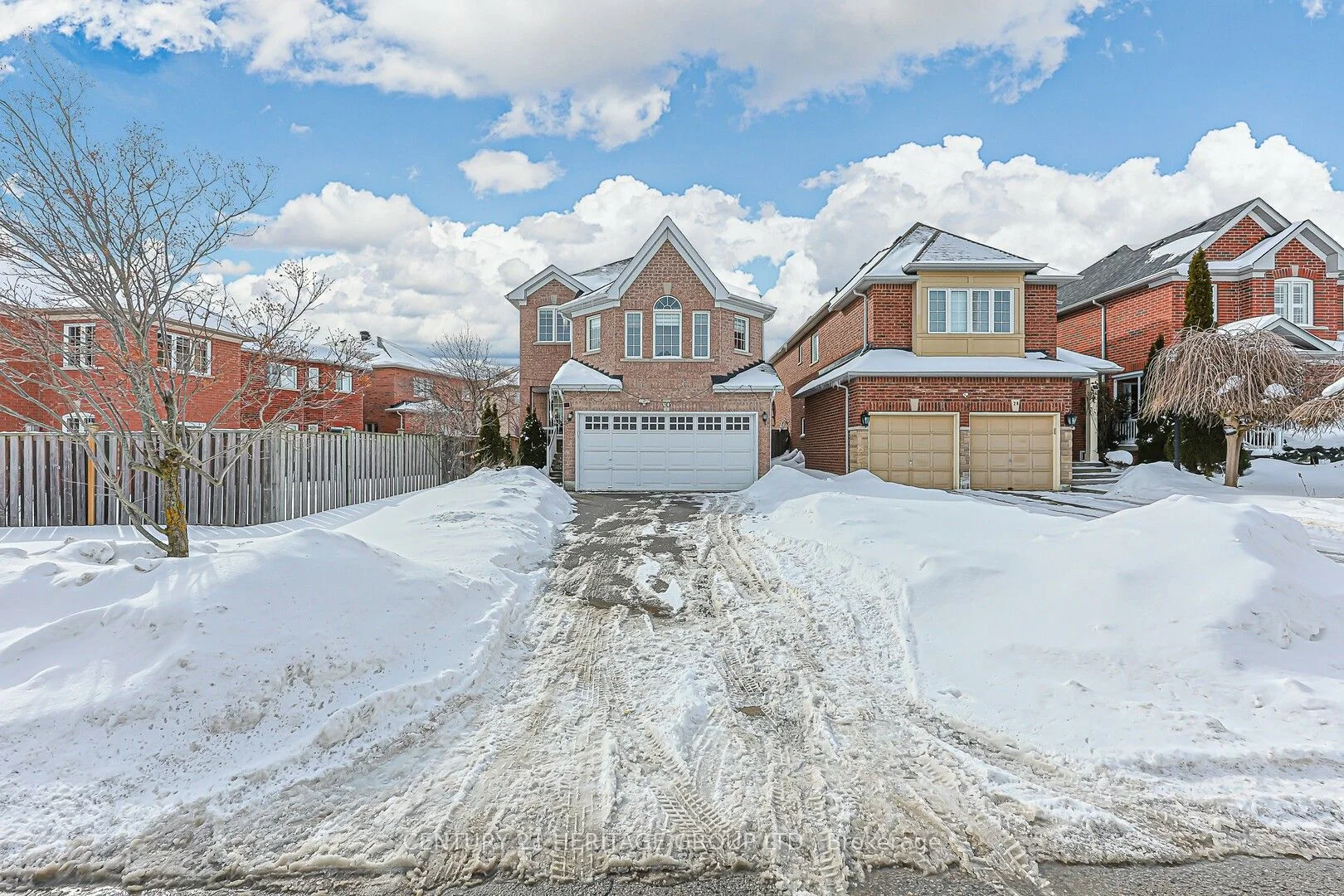 30 Mirando Street, Richmond Hill, ON L4S 2W7