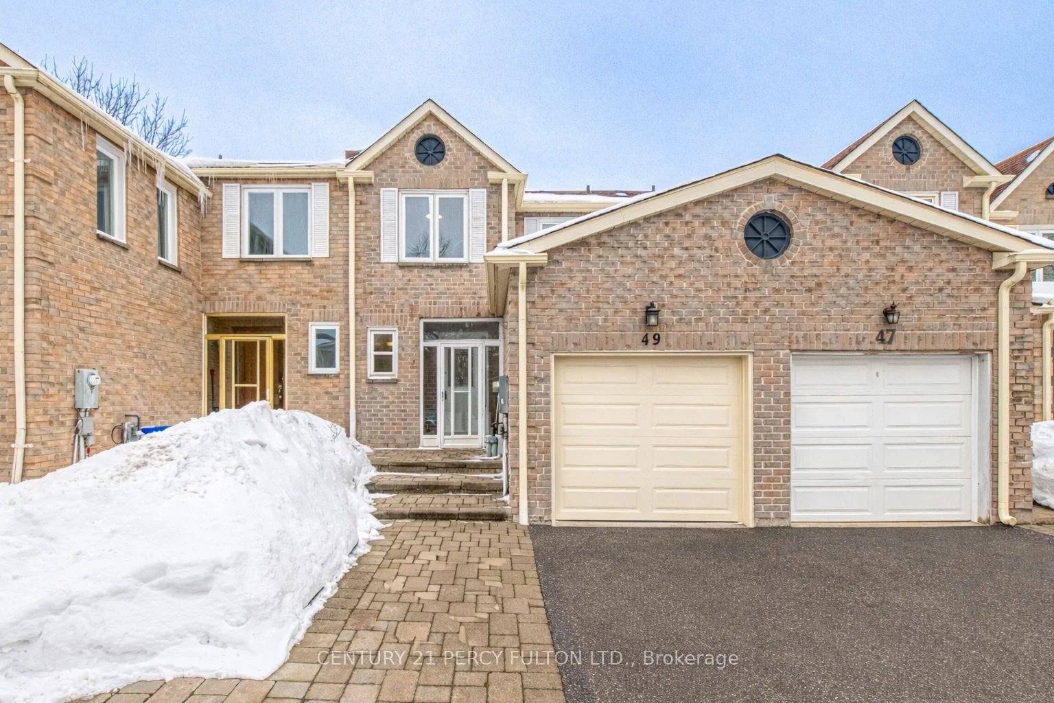 49 Moonlight Lane, Richmond Hill, ON L4C 8K5