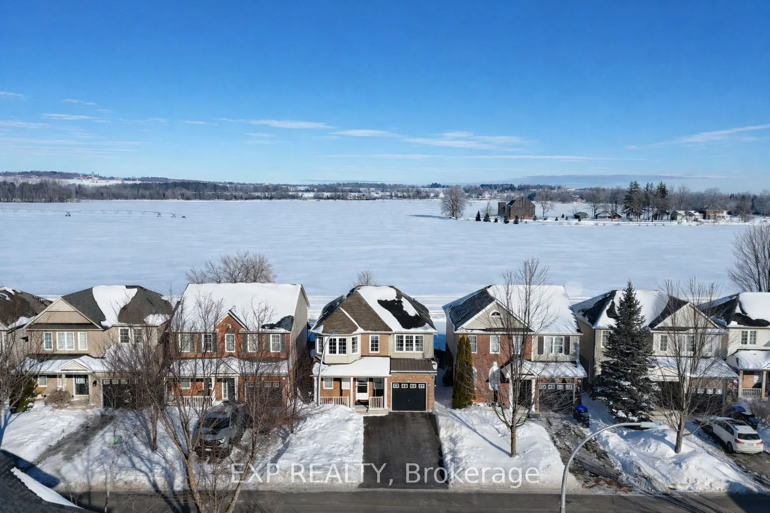 38 John W Taylor Avenue, New Tecumseth, ON L9R 0B5