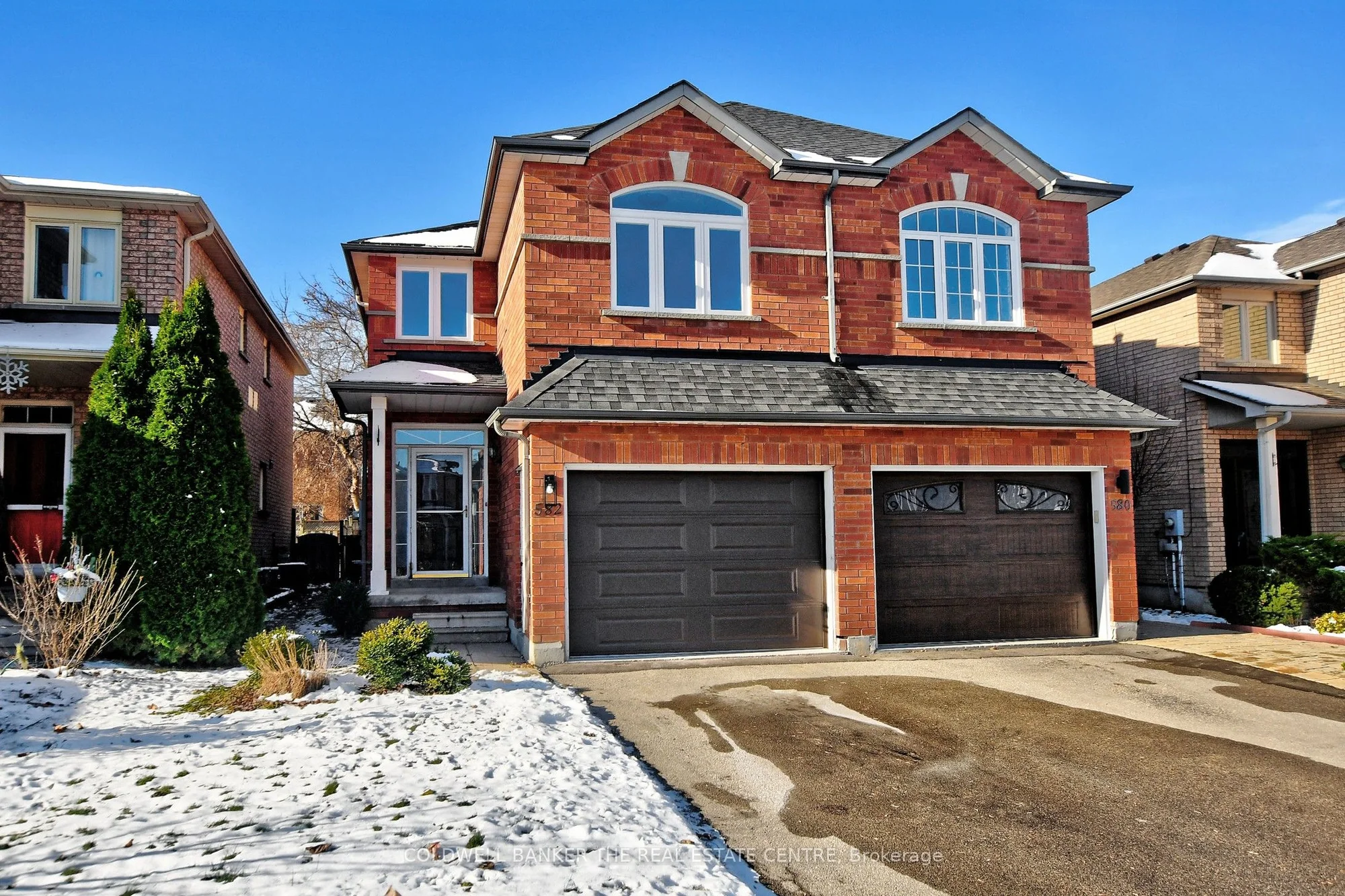582 Skinner Avenue, Newmarket, ON L3X 2A4