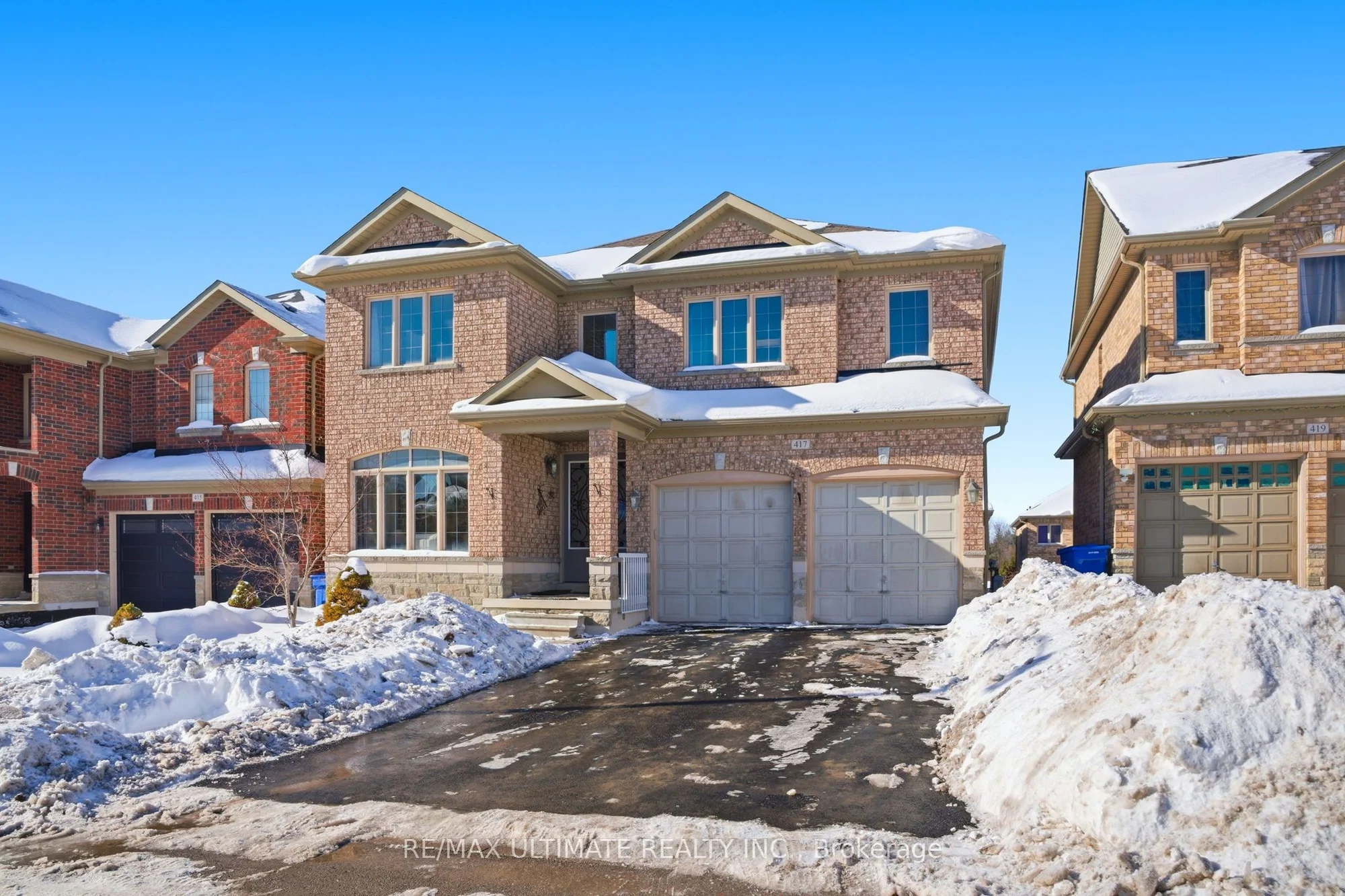 417 Kwapis Boulevard, Newmarket, ON L3X 3H5