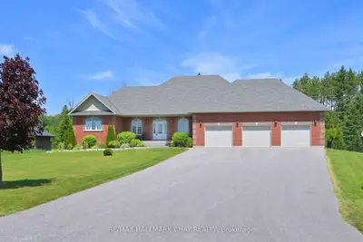 11 Harry Parker Place, Adjala-tosorontio, On L0m 1j0