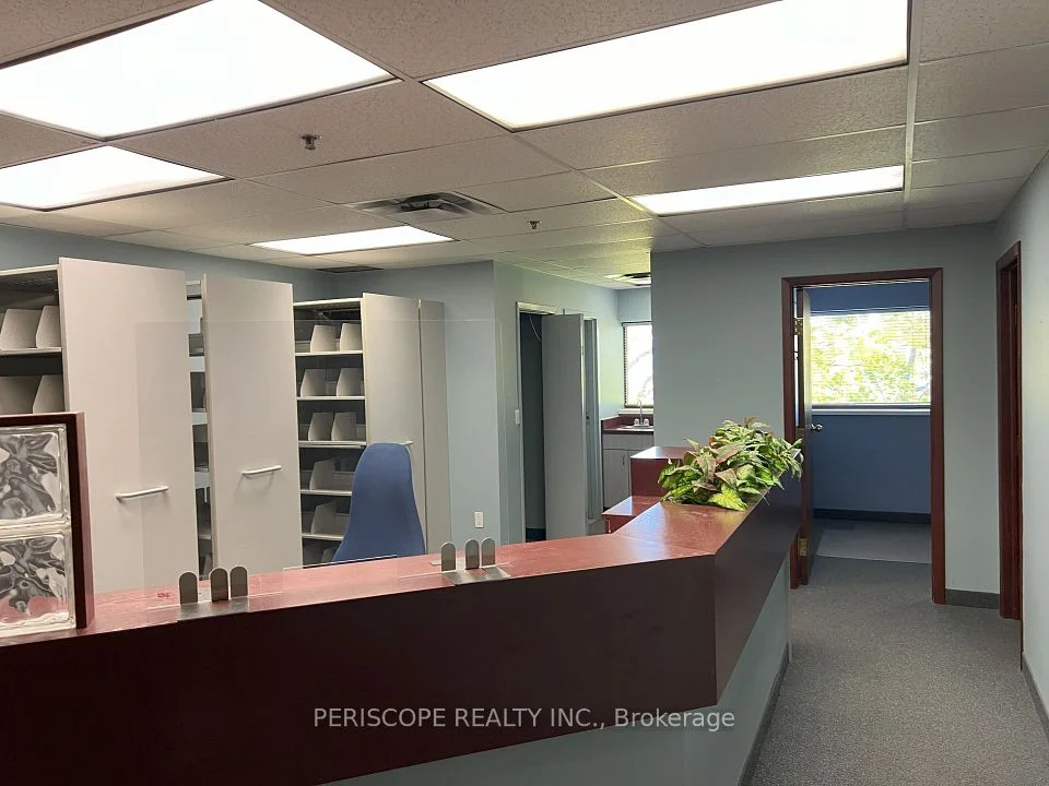 679 Davis Drive 300, Newmarket, ON L3Y 5G8