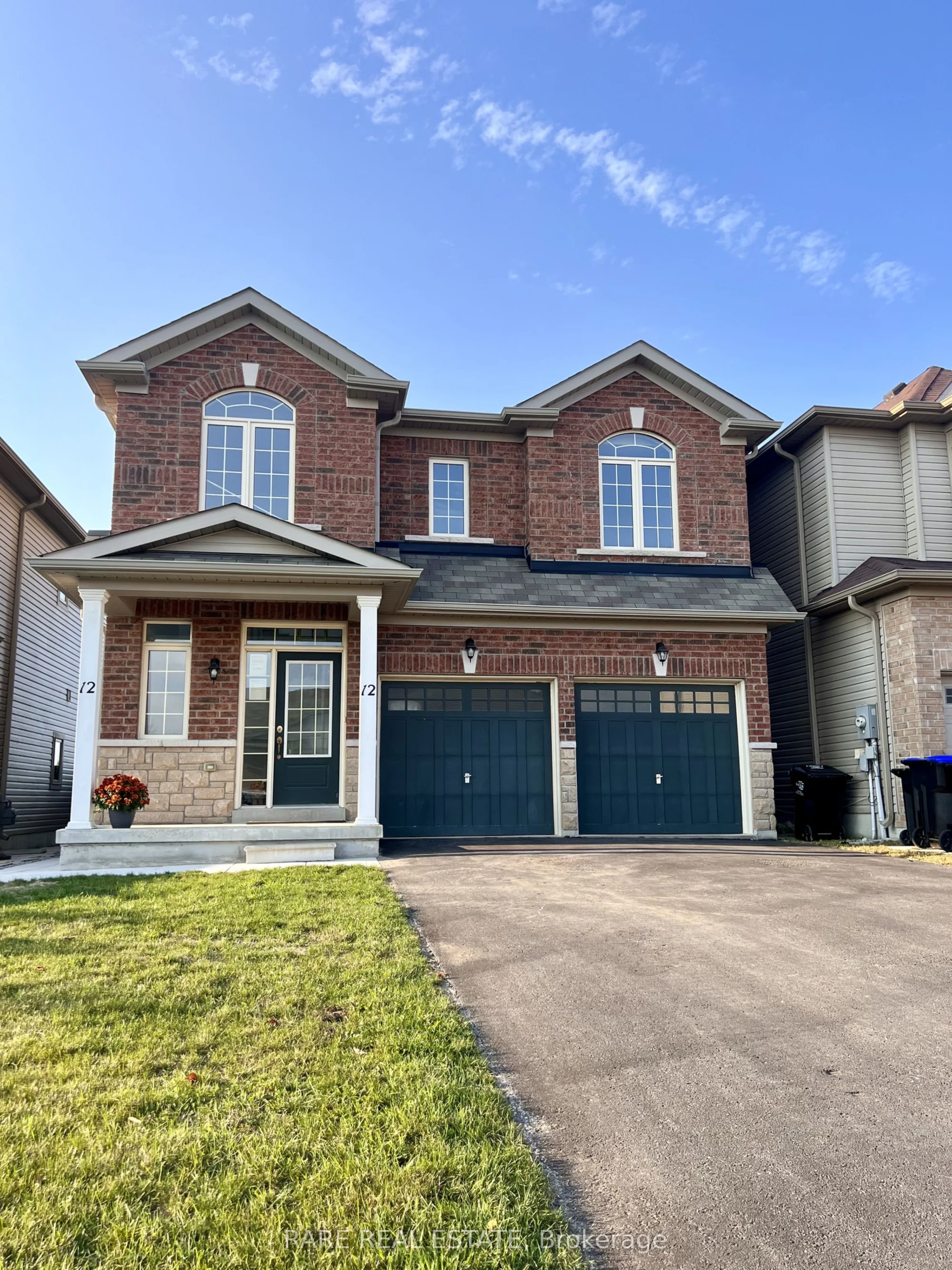 12 Mandley Street, Essa, ON L3W 0B6
