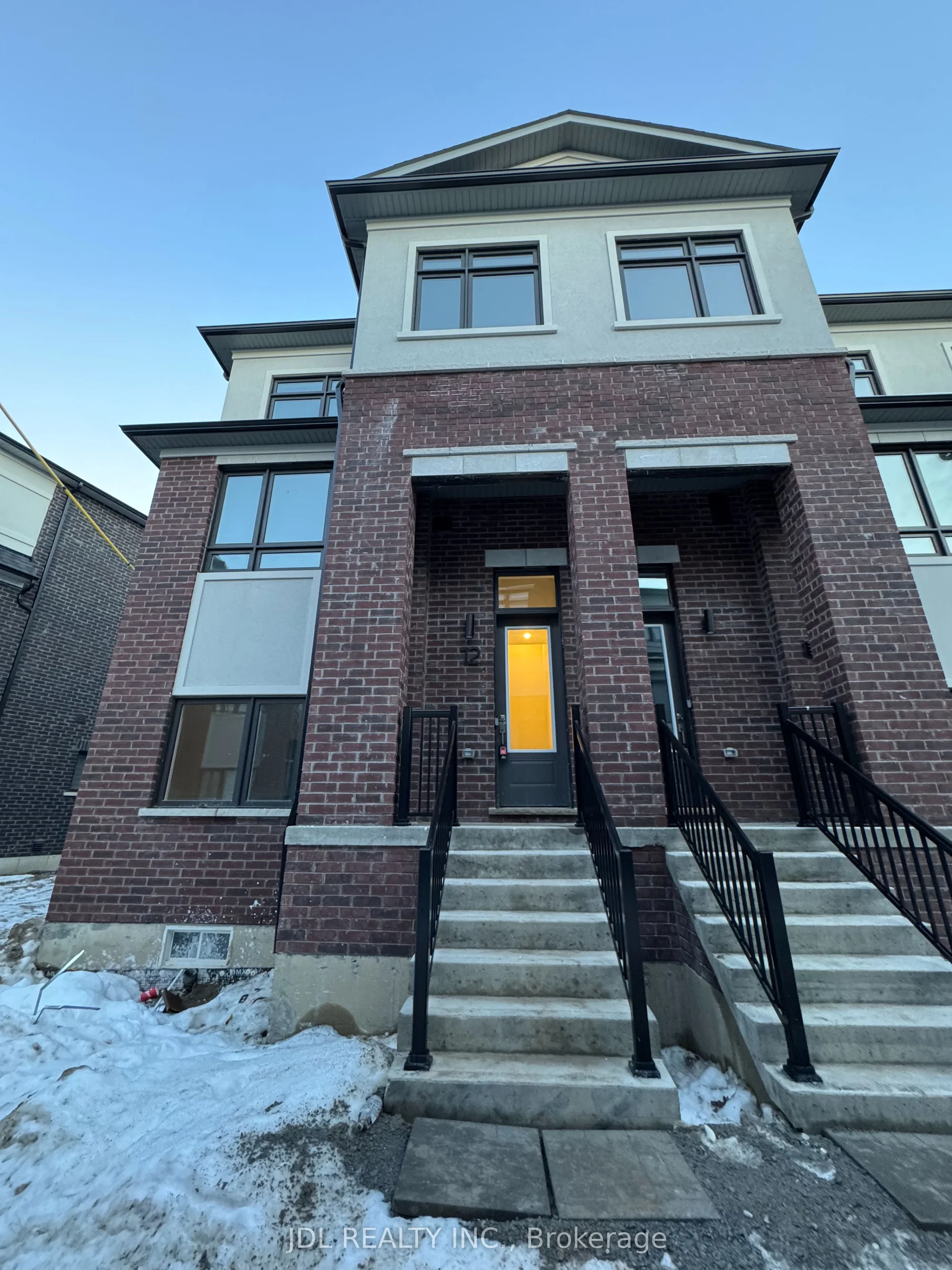 12 Robert Gilpin Lane, Richmond Hill, ON L4B 0J6