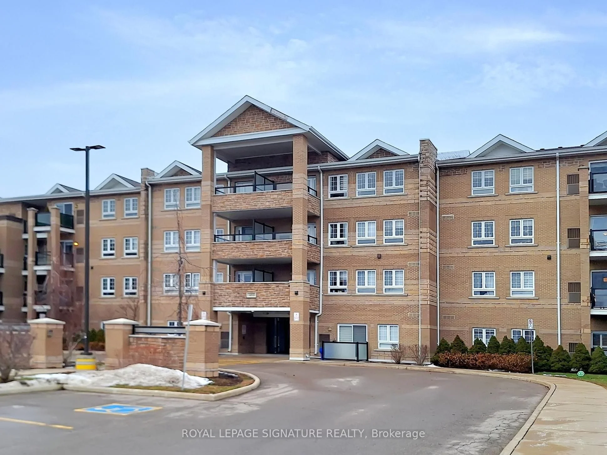 481 Rupert Avenue 2119, Whitchurch-stouffville, On L4a 1y7