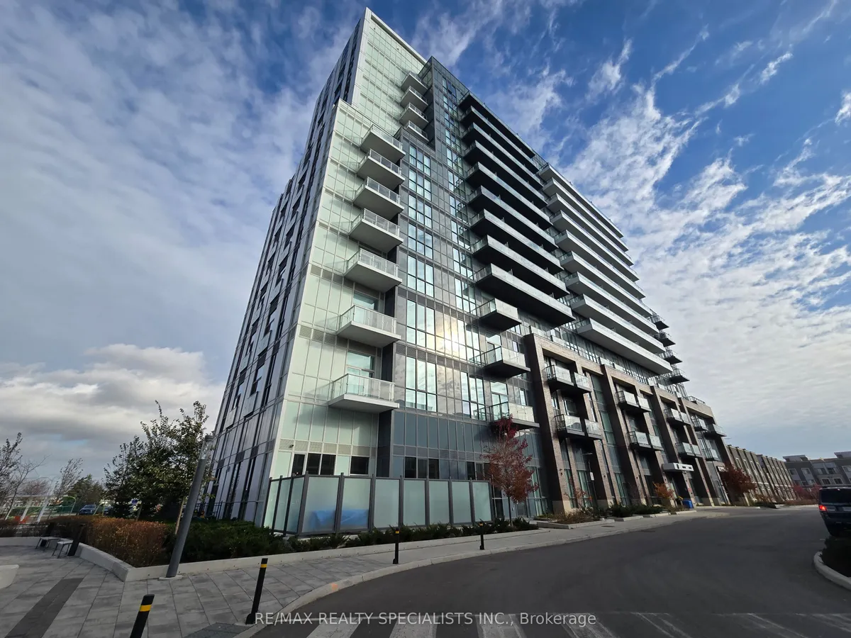 60 Honeycrisp Crescent 317, Vaughan, On L4k 0m7