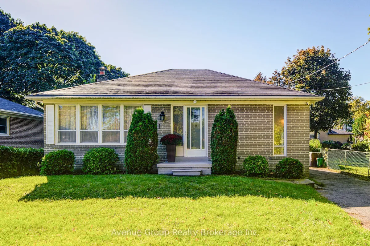 306 Wenlock Avenue Lower, Richmond Hill, ON L4C 1M7