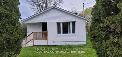 38 Child Dr Drive N Main Floor, Aurora, ON L4G 1Y5