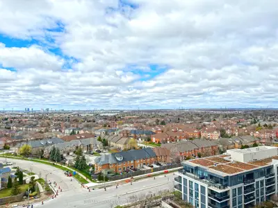 20 Gatineau Drive 1210, Vaughan, On L4j 0l3