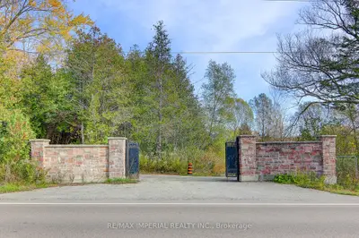 13231 Kennedy Road, Whitchurch-stouffville, On L4a 7x5
