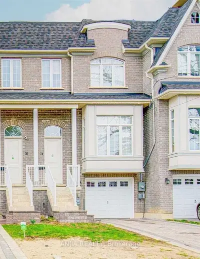 74 Church Street S Main, Richmond Hill, ON L4C 1W3
