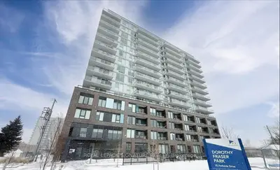 185 Deerfield Road 321, Newmarket, On L3y 0g7