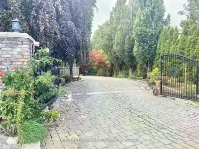 42 Maryvale Crescent, Richmond Hill, On L4c 6p8
