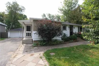 775 James Street, Innisfil, On L9s 2g6