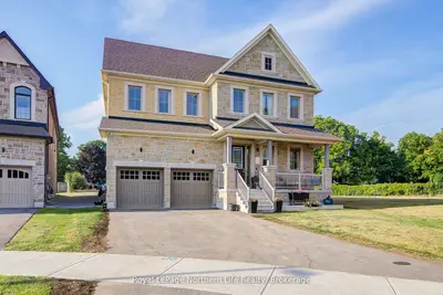 259 Danny Wheeler Boulevard, Georgina, ON L4P 0J9
