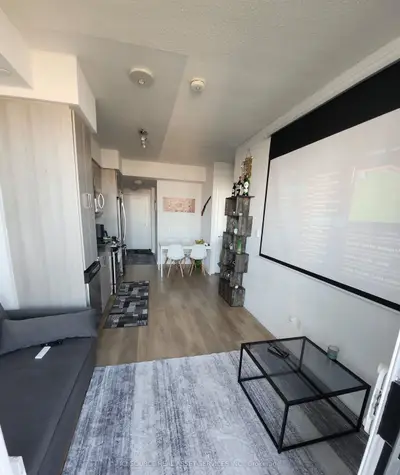 7895 Jane Street 2101, Vaughan, ON L4K 2M7