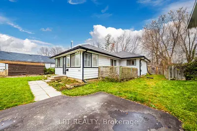 206 Bayview Avenue, Georgina, ON L4P 2T2