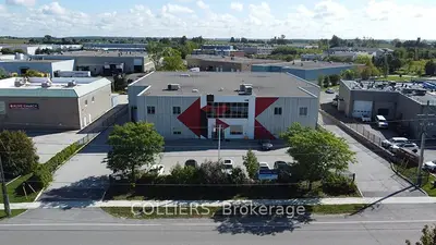 135 Pony Drive, Newmarket, On L3y 7b5