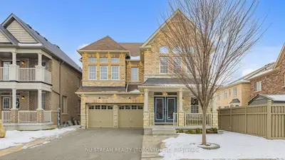 102 Beaconsfield Drive, Vaughan, ON L4H 4L6
