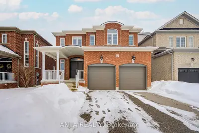 57 Nature Way Crescent, Newmarket, ON L9N 0A7