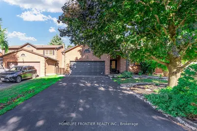 270 Yorkshire Drive Rear, Newmarket, On L3y 6j7
