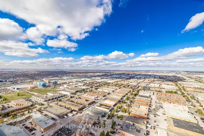 898 Portage Parkway 4702, Vaughan, On L4k 0j6