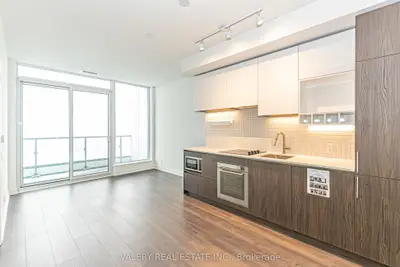 5 Buttermill Avenue PH06, Vaughan, ON L4K 0J5