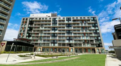6 David Eyer Road 216, Richmond Hill, On L4s 0n5
