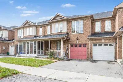 10 Ferris Street, Richmond Hill, ON L4B 4K6