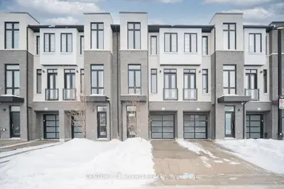 15 Howick Lane, Richmond Hill, On L4c 5t1