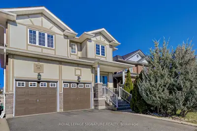 38 Orville Hand Court, Bradford West Gwillimbury, On L3z 0c3