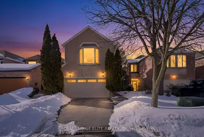 14 Glenoaks Court, Vaughan, ON L4J 6N7