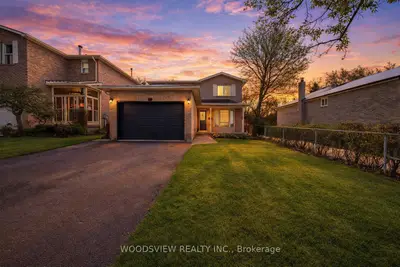 29 Misty Moor Drive, Richmond Hill, On L4c 6p9