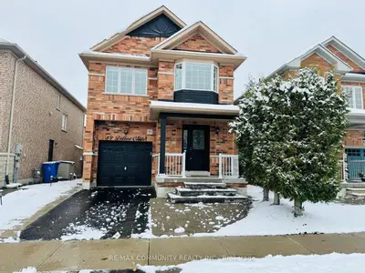 89 Delbert Circle, Whitchurch-Stouffville, ON L4A 0T4