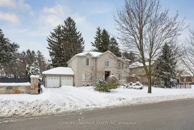 49 Pearson Avenue, Richmond Hill, ON L4C 6T3