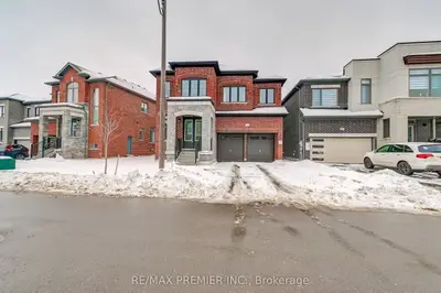 301 Wesmina Avenue, Whitchurch-stouffville, On L4a 5c2