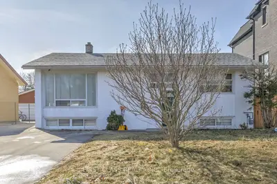 12 Cartier Crescent Main Floor, Richmond Hill, On L4c 2n1