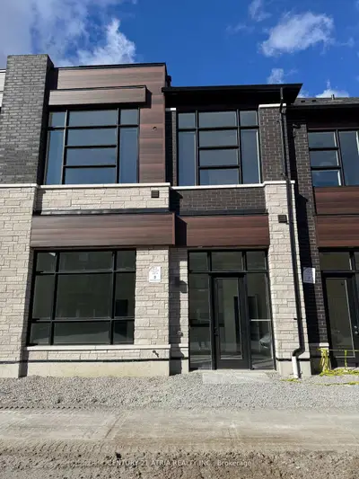 53 Harold Wilson Lane Complete, Richmond Hill, On L4s 0m3