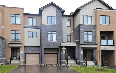 160 Tango Crescent, Newmarket, On L3x 0k5