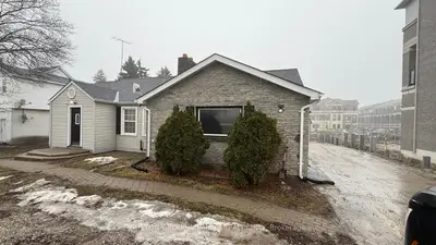 1551 19th Avenue, Richmond Hill, ON L4S 0N9