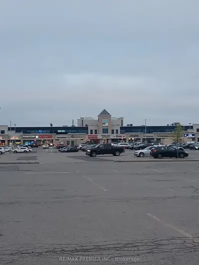 10909 Yonge Street 208, Richmond Hill, On L4c 3e3