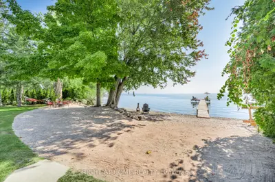 113 Minnetonka Road, Innisfil, On L9s 2v8