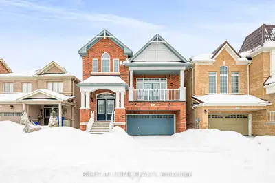 38 Kellington Trail, Whitchurch-stouffville, On L4a 1x6