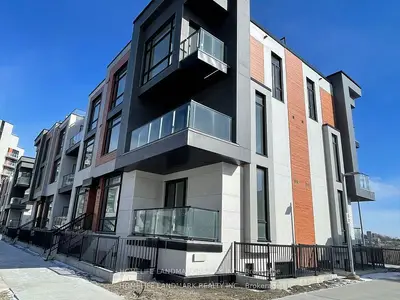 5 Steckley House Lane 701, Richmond Hill, On L4s 0n2