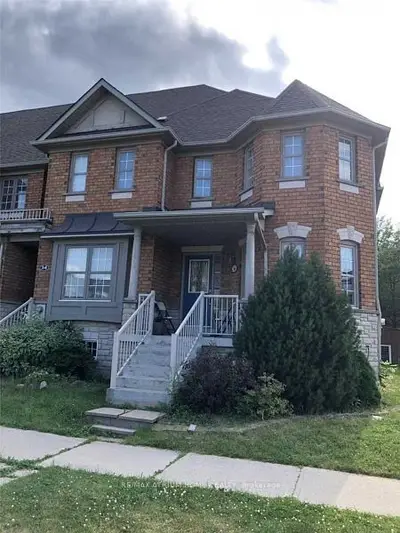 56 Ellesmere Street, Richmond Hill, ON L4B 4E2