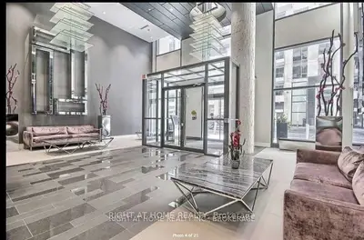 9205 Yonge Street 607, Richmond Hill, On L4c 6z2