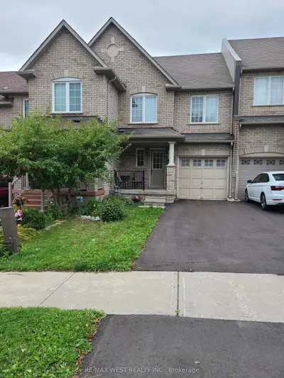 228 Coleridge Drive, Newmarket, On L3x 2t6