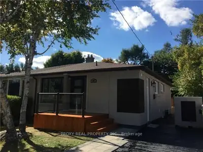 208 Axminster (basement) Drive, Richmond Hill, On L4c 2w1